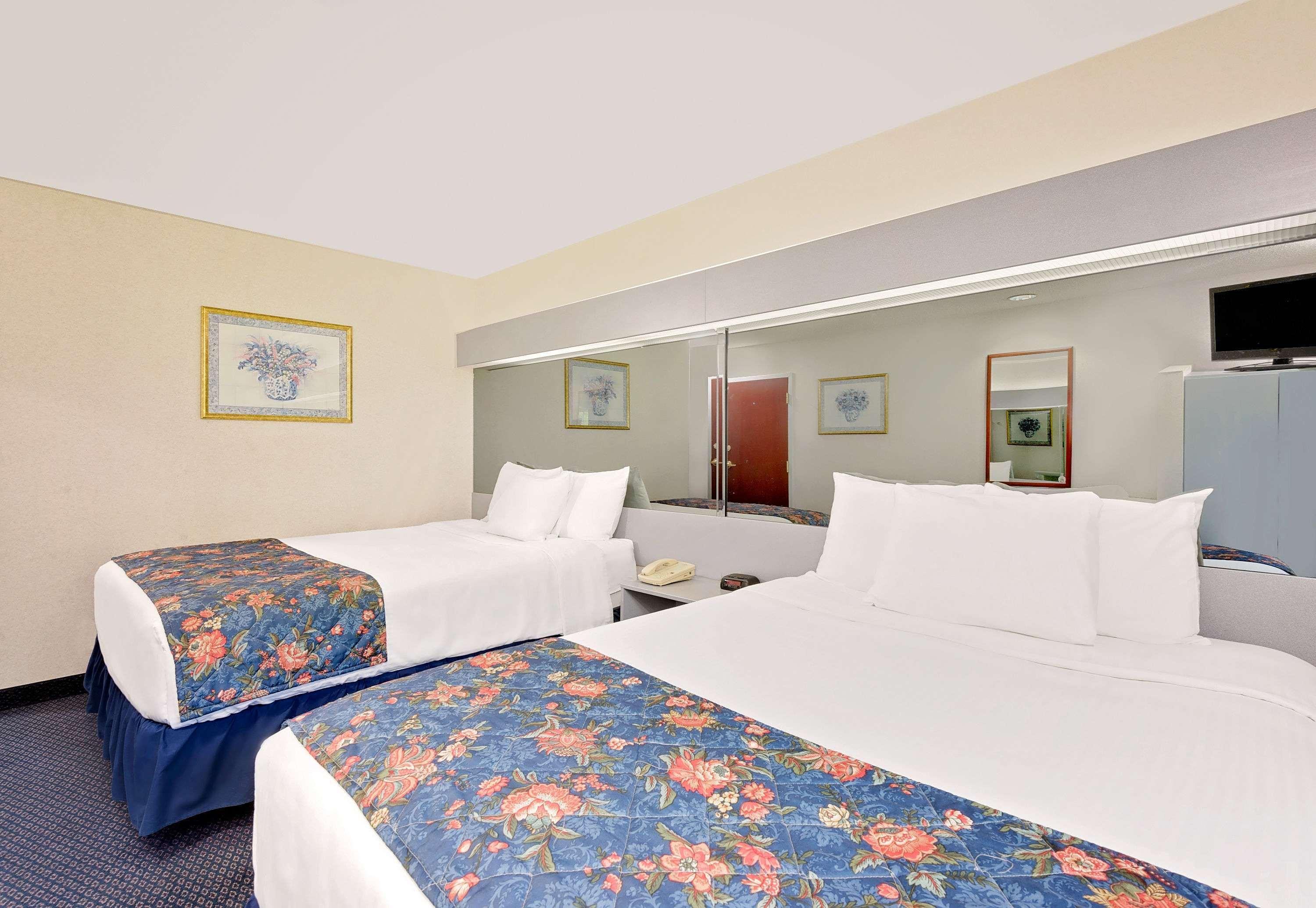 Microtel Inn & Suites By Wyndham Hagerstown By I-81 Exterior photo